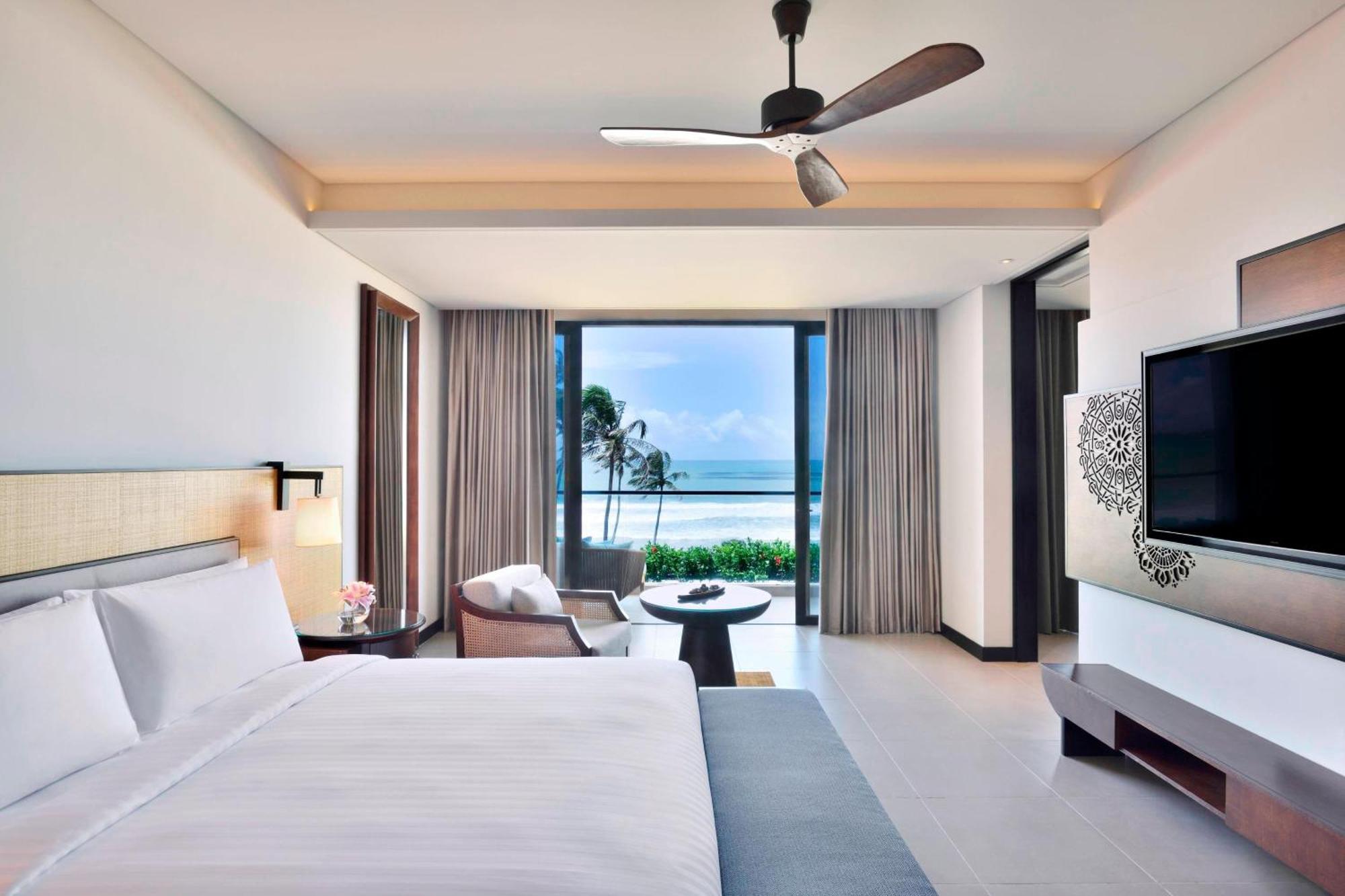 Bay Marriott &