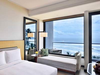 Bay Marriott &