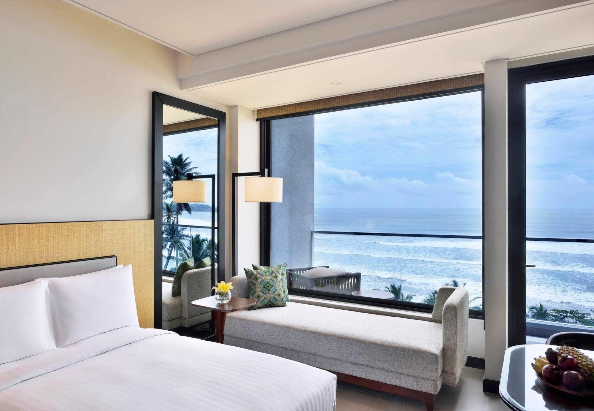 Bay Marriott & 5* Weligama